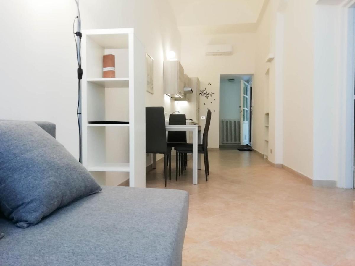 Mistrangelohome 5 - Appartamento In Pieno Centro Σαβόνα Εξωτερικό φωτογραφία